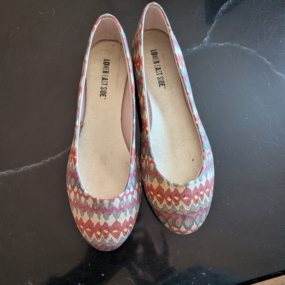 LOWER EAST SIDE Multicolor Patterned Women's Flats